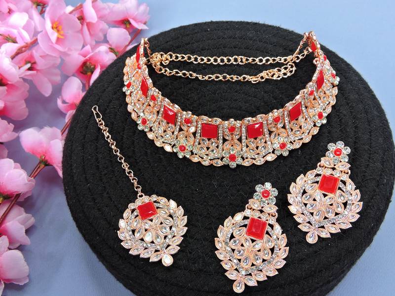 Red designer function wear ad necklace set