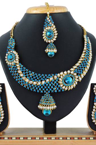 Turquoise designer function wear ad necklace set