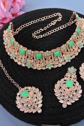 Green designer function wear ad necklace set