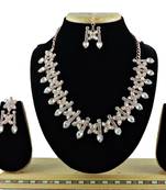 Multicolor designer function wear ad necklace set