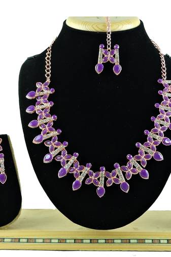 Purple designer function wear ad necklace set