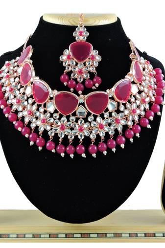 Red designer function wear ad necklace set