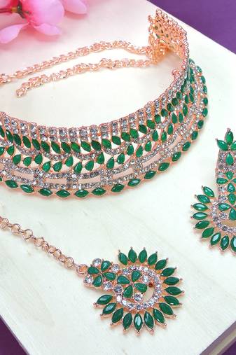 Green designer function wear ad necklace set
