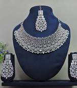 Multicolor designer function wear ad necklace set