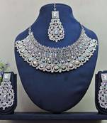 Multicolor designer function wear ad necklace set