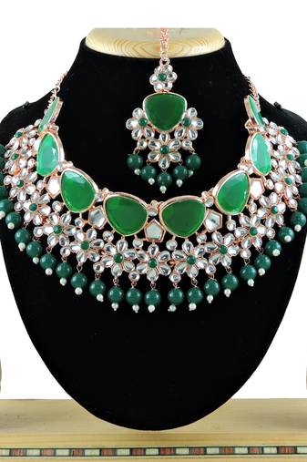 Green designer function wear ad necklace set