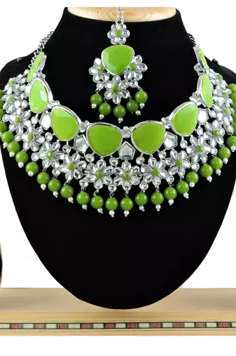 Green designer function wear ad necklace set