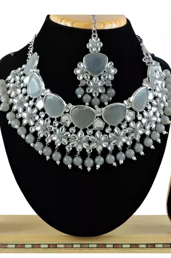Grey designer function wear ad necklace set