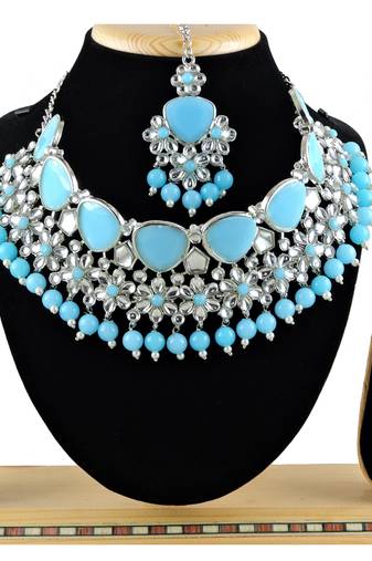 Turquoise designer function wear ad necklace set