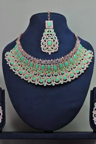 Green designer function wear ad necklace set