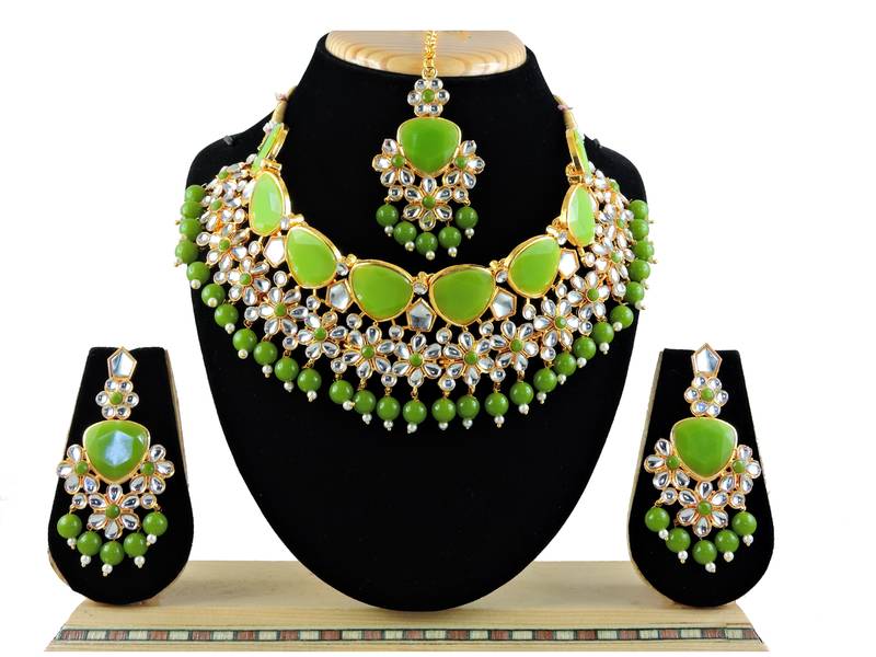 Green designer function wear ad necklace set