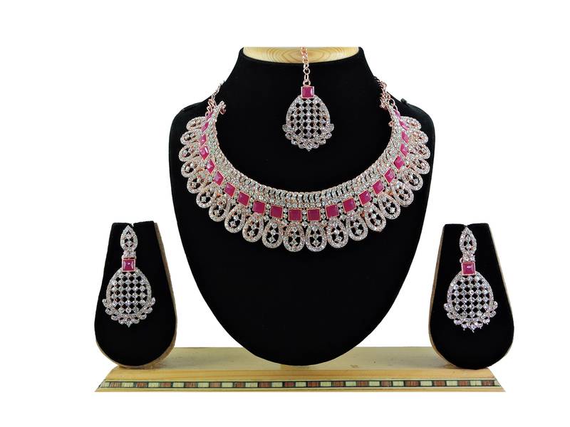 Red designer function wear ad necklace set
