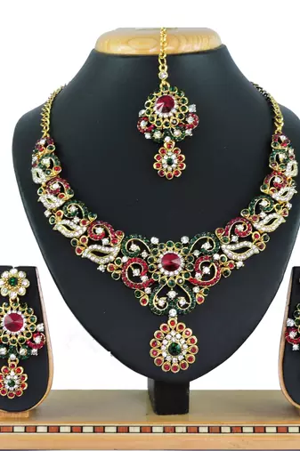 Multicolor designer function wear ad necklace set