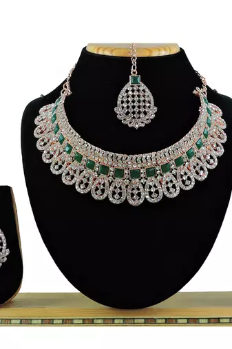 Green designer function wear ad necklace set