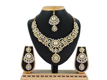 Multicolor designer function wear ad necklace set 1