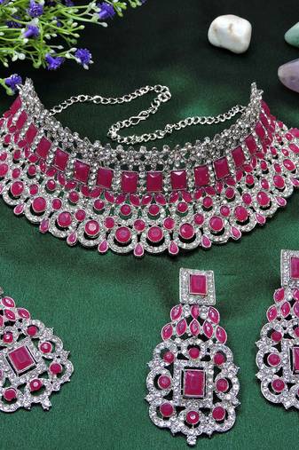 Red designer function wear ad necklace set