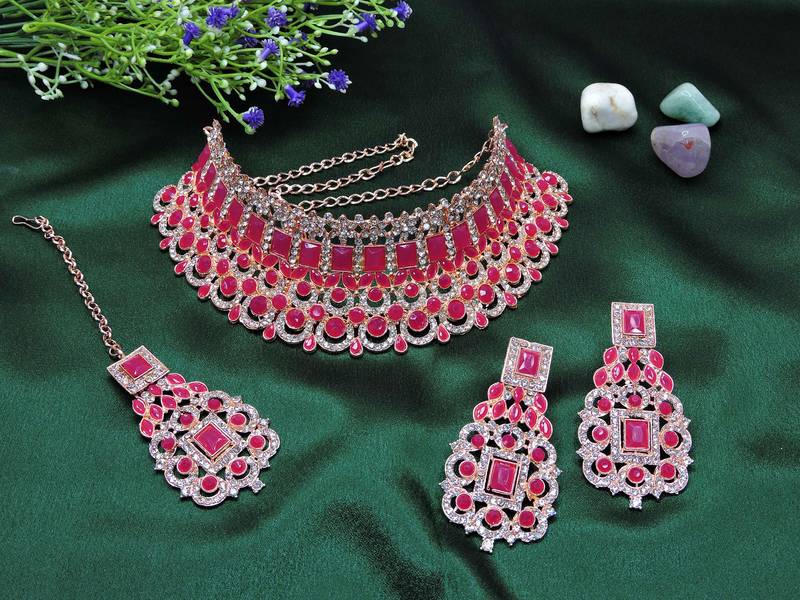 Red designer function wear ad necklace set