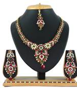 Multicolor designer function wear ad necklace set