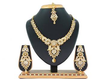 Multicolor designer function wear ad necklace set 1