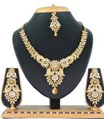 Multicolor designer function wear ad necklace set