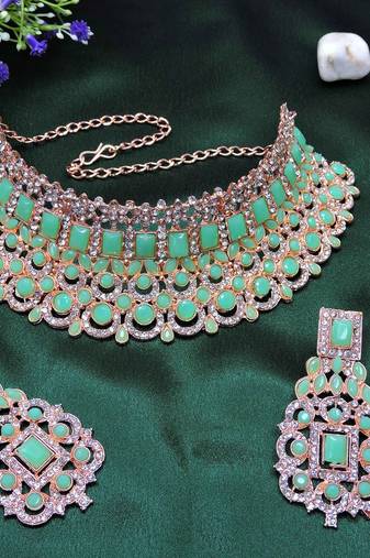 Green designer function wear ad necklace set