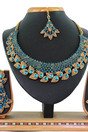 Turquoise designer function wear ad necklace set