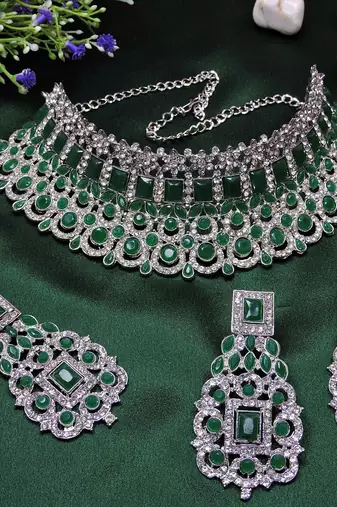 Green designer function wear ad necklace set