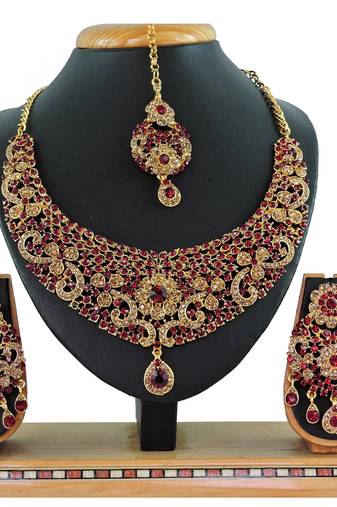 Maroon designer function wear ad necklace set