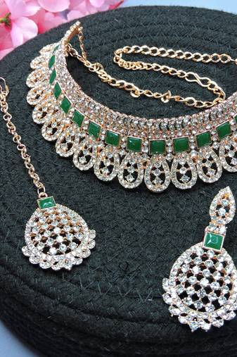 Green designer function wear ad necklace set