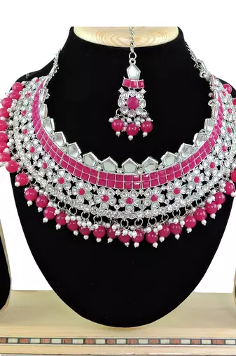 Red designer function wear ad necklace set