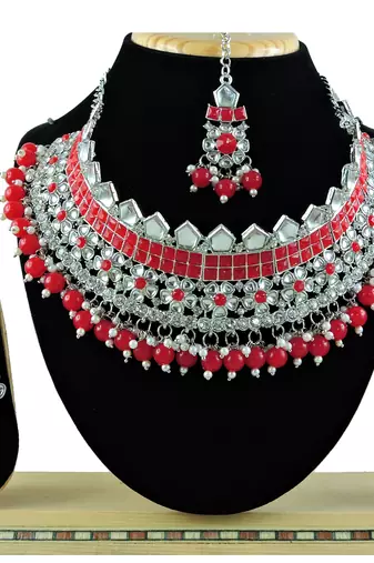 Red designer function wear ad necklace set