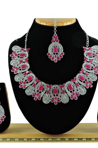 Red designer function wear ad necklace set