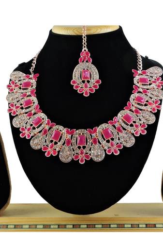 Red designer function wear ad necklace set