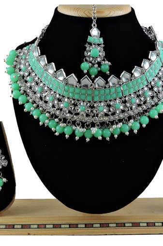 Green designer function wear ad necklace set