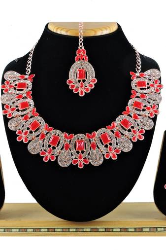 Red designer function wear ad necklace set