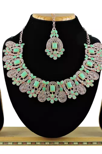 Green designer function wear ad necklace set