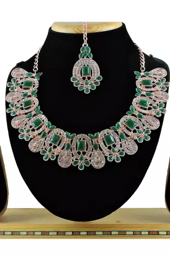 Green designer function wear ad necklace set
