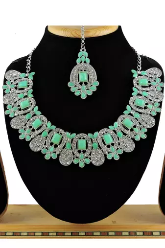 Green designer function wear ad necklace set