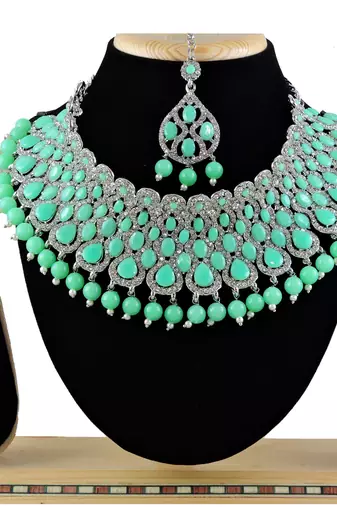 Green designer function wear ad necklace set