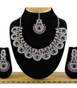Multicolor designer function wear ad necklace set
