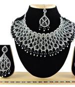 Black designer function wear ad necklace set