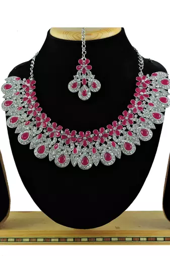 Red designer function wear ad necklace set