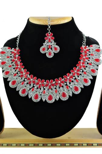 Red designer function wear ad necklace set
