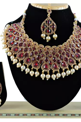 Maroon designer function wear ad necklace set