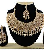 Multicolor designer function wear ad necklace set