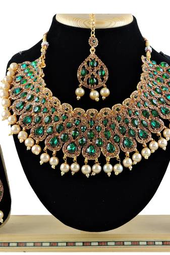 Green designer function wear ad necklace set