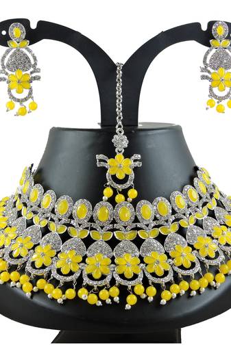 Yellow designer function wear ad necklace set