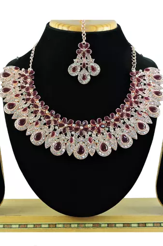 Maroon designer function wear ad necklace set