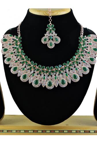 Green designer function wear ad necklace set