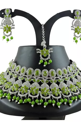 Green designer function wear ad necklace set